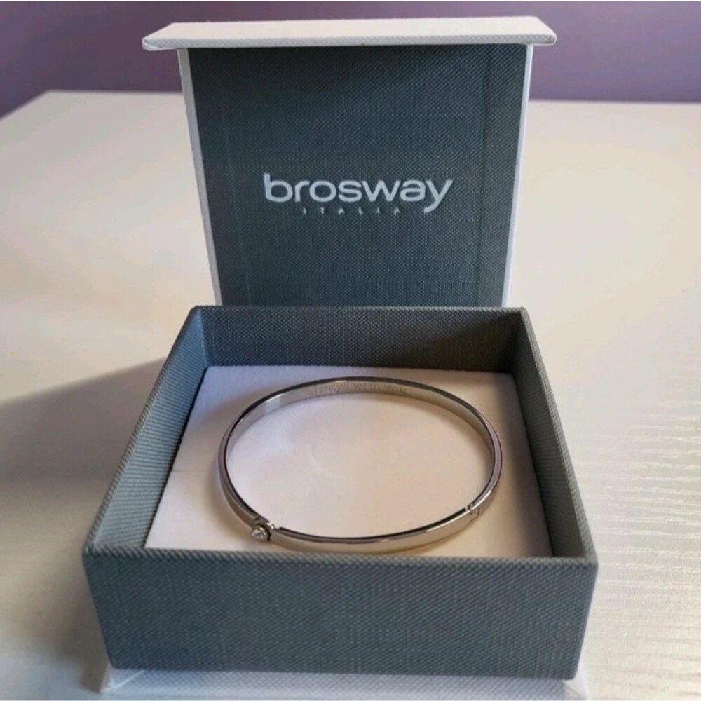 NEW Brosway Italia Stainless Steel Always With You Crystal Snap Bangle Bracelet